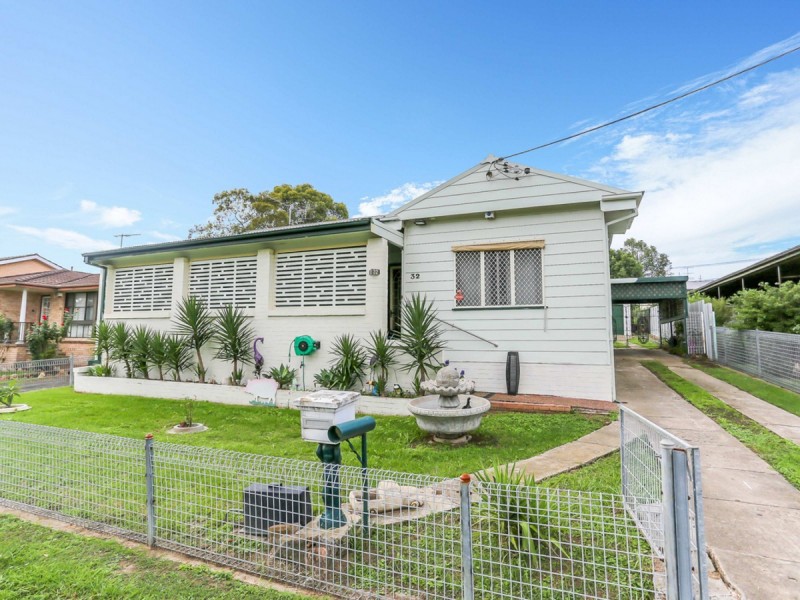 32 Mills Crescent, Cessnock NSW 2325