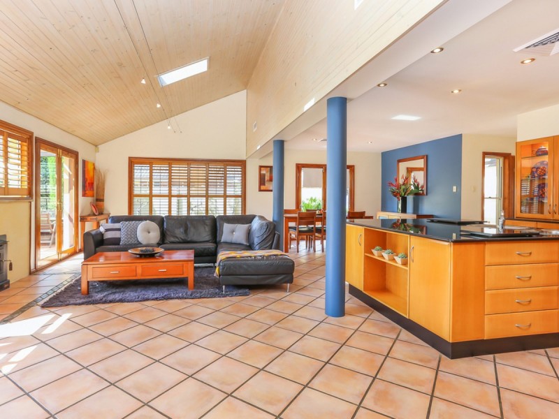 1 Semillon Grove, Cessnock NSW 2325