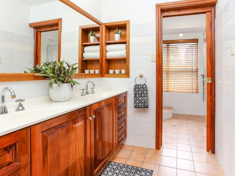 1 Semillon Grove, Cessnock NSW 2325