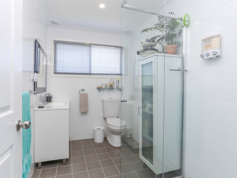 18 Tenth Street, Weston NSW 2326