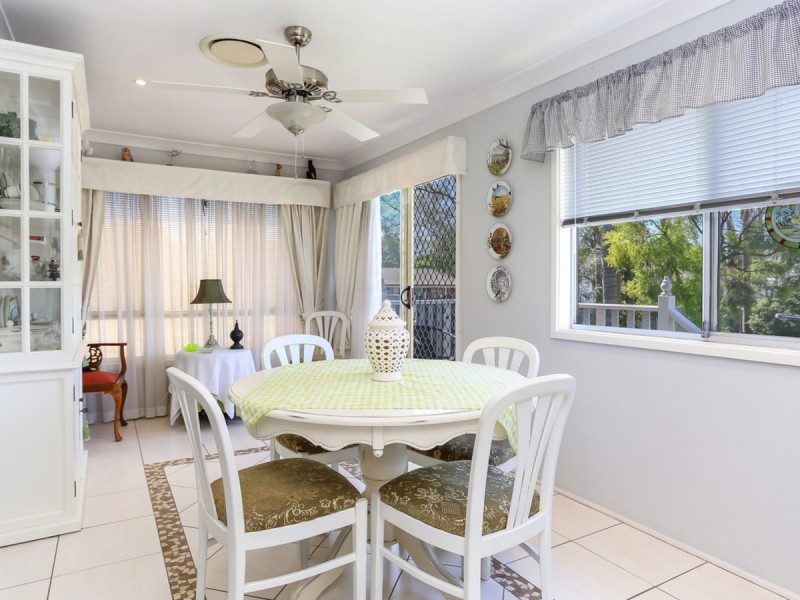 18 Tenth Street, Weston NSW 2326
