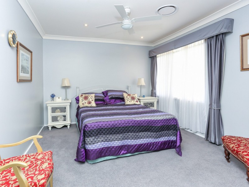 18 Tenth Street, Weston NSW 2326