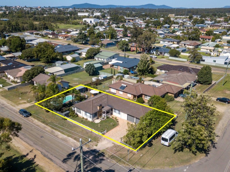 18 Tenth Street, Weston NSW 2326
