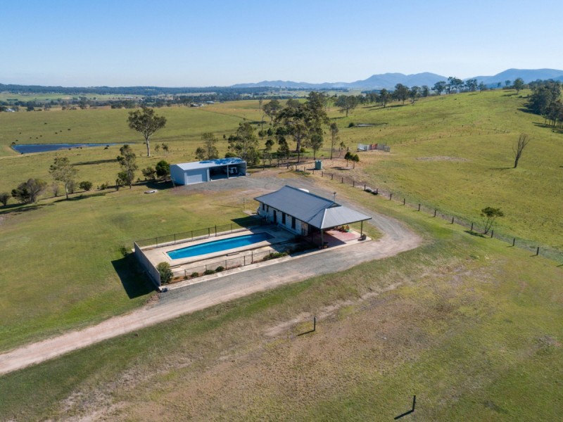 700 Luskintyre Road, Luskintyre NSW 2321