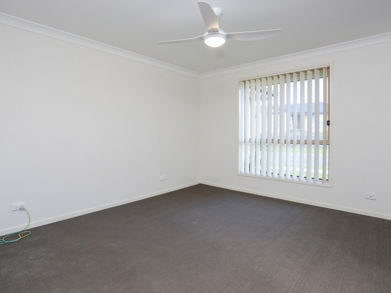 10 Mileham Circuit, Rutherford NSW 2320