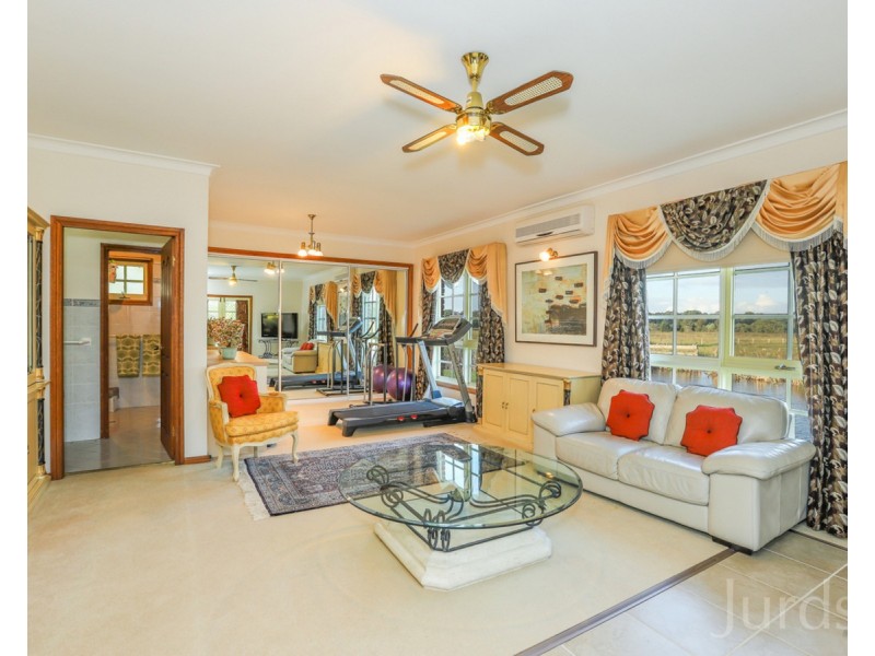 204 Wine Country Drive, Nulkaba NSW 2325