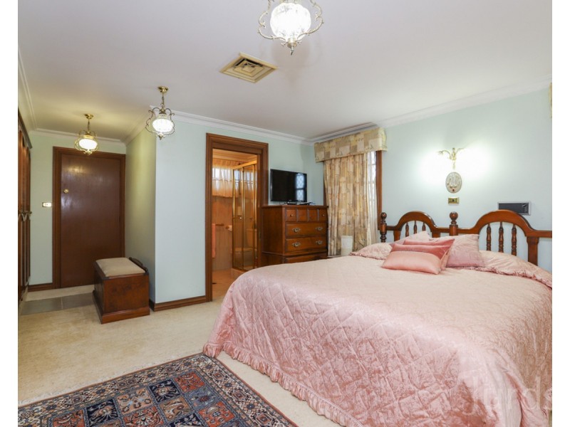 204 Wine Country Drive, Nulkaba NSW 2325