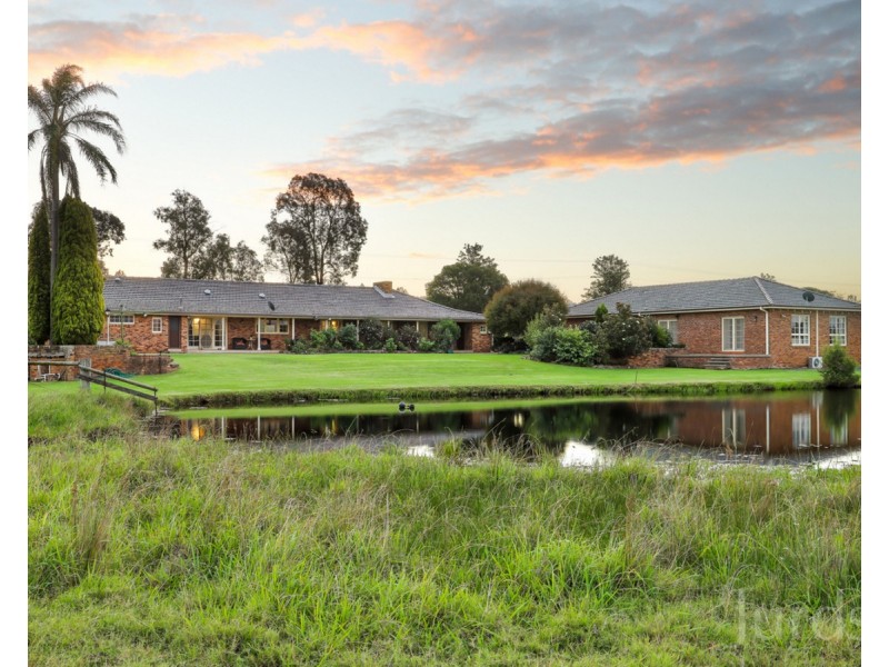 204 Wine Country Drive, Nulkaba NSW 2325
