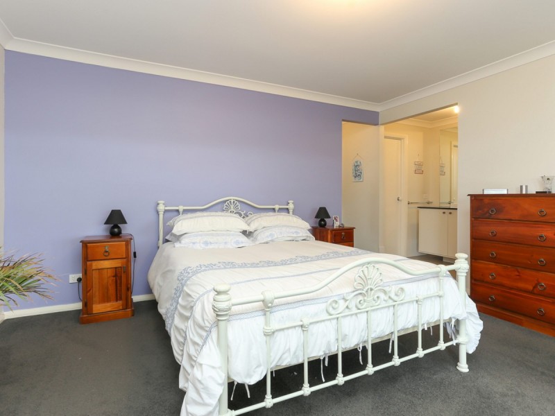 13 Walmsley Street, Millfield NSW 2325