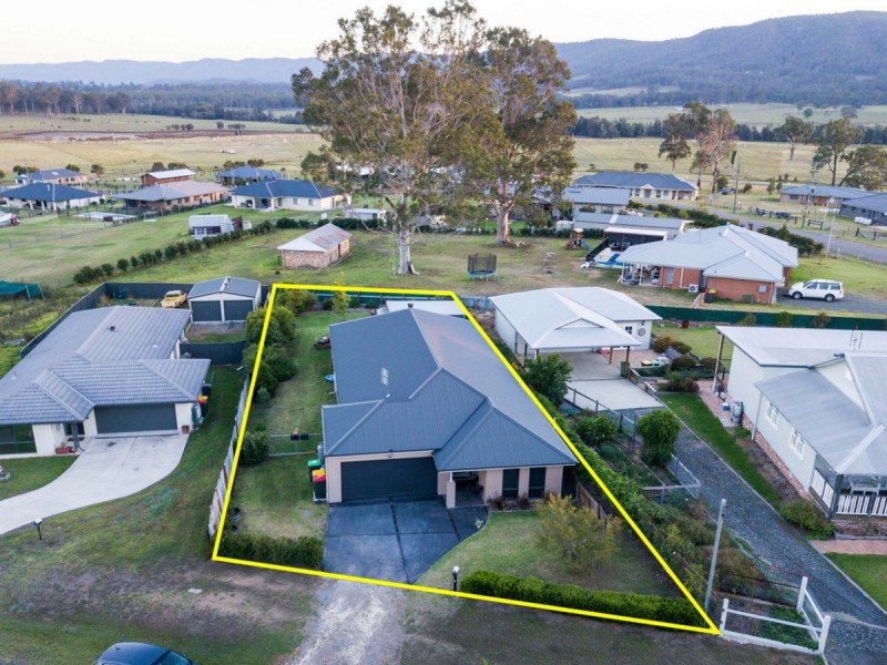 13 Walmsley Street, Millfield NSW 2325
