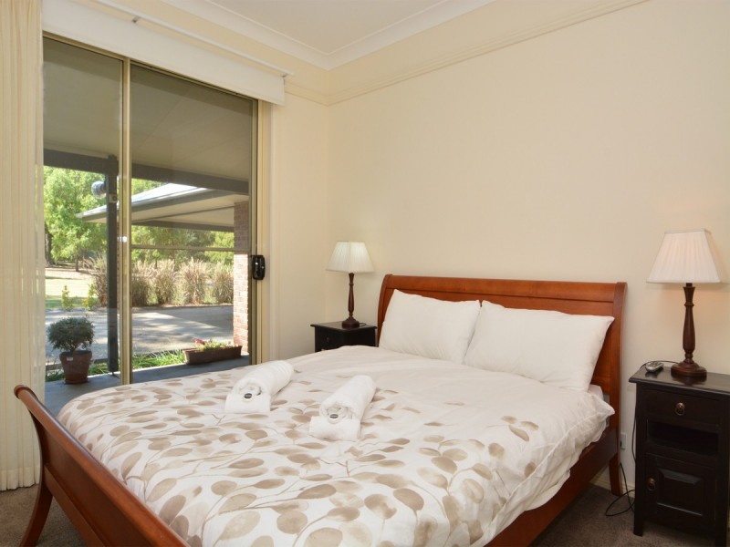 745 Lovedale Road, Lovedale NSW 2325