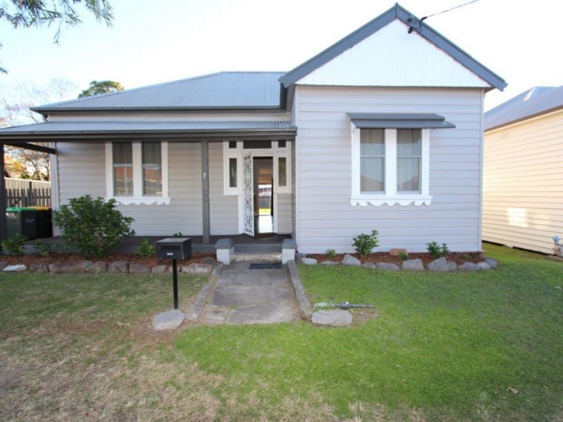 7 Alexander Street, Cessnock NSW 2325
