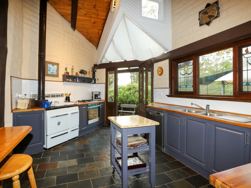 403 Wallaby Gully Road, Ellalong NSW 2325