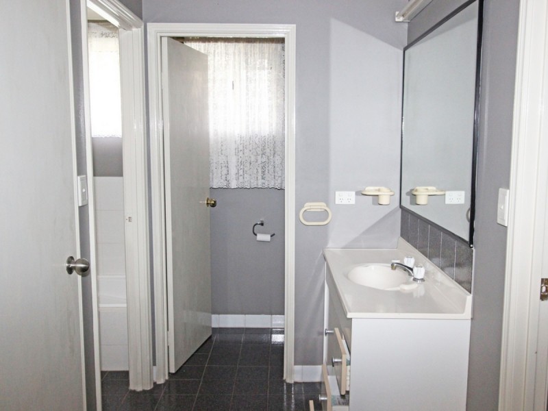 10 Thomas Street, North Rothbury NSW 2335