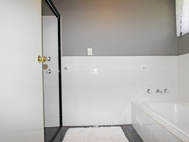 10 Thomas Street, North Rothbury NSW 2335