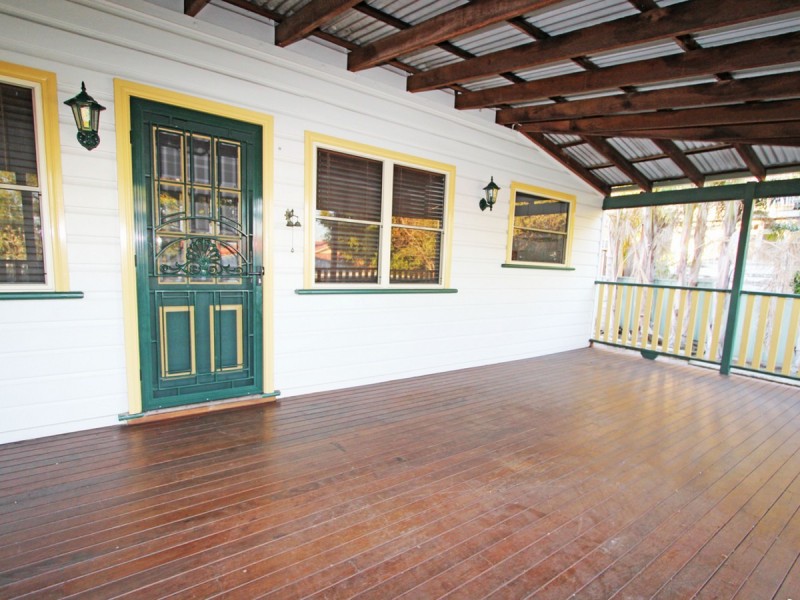 19 Hall Street, Cessnock NSW 2325