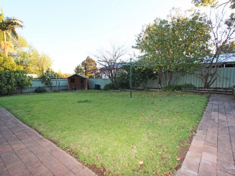 19 Hall Street, Cessnock NSW 2325