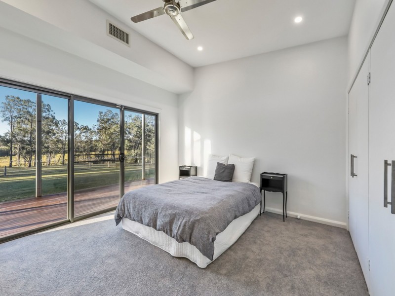 30 The Ballabourneen, Lovedale NSW 2325