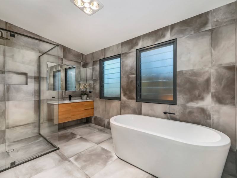 30 The Ballabourneen, Lovedale NSW 2325