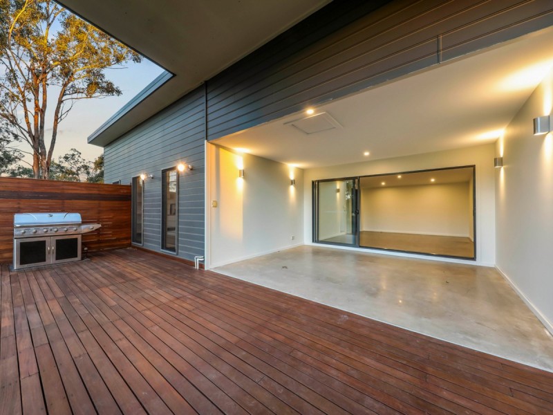 30 The Ballabourneen, Lovedale NSW 2325