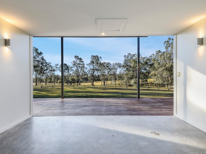 30 The Ballabourneen, Lovedale NSW 2325