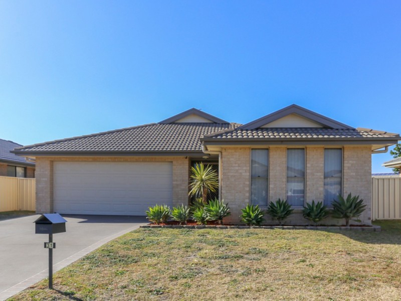31 Edward Windeyer Way, Raymond Terrace NSW 2324