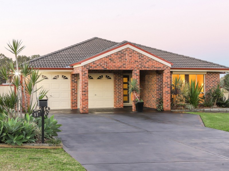 51 Caledonia Street, Kearsley NSW 2325