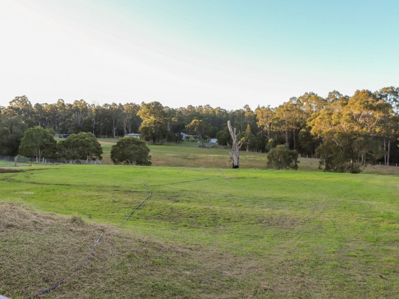 51 Caledonia Street, Kearsley NSW 2325