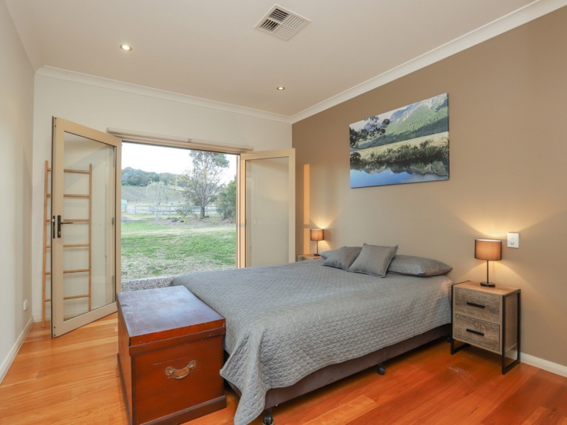 379 Talga Road, Lovedale NSW 2325