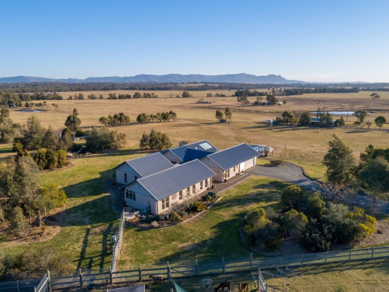 379 Talga Road, Lovedale NSW 2325