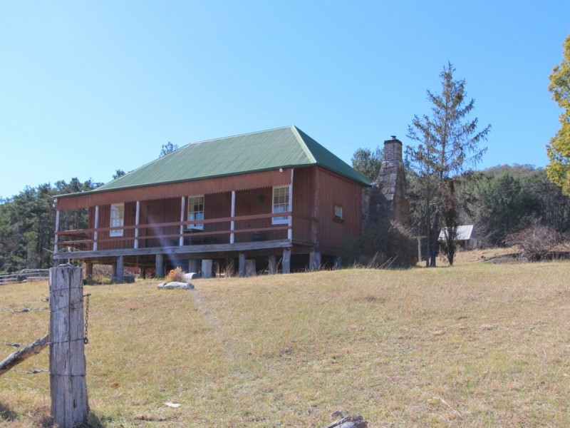 3675 Great North Road, Laguna NSW 2325