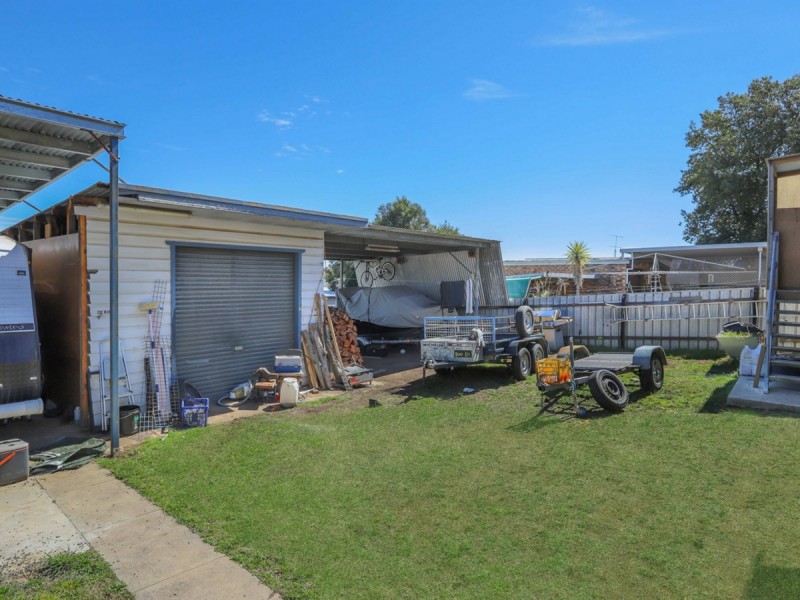 41 Desmond Street, Cessnock NSW 2325