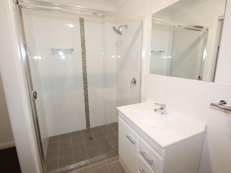 2/18 Dowlan Lane, Cessnock NSW 2325