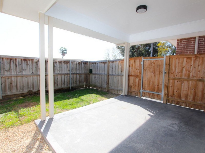 2/18 Dowlan Lane, Cessnock NSW 2325