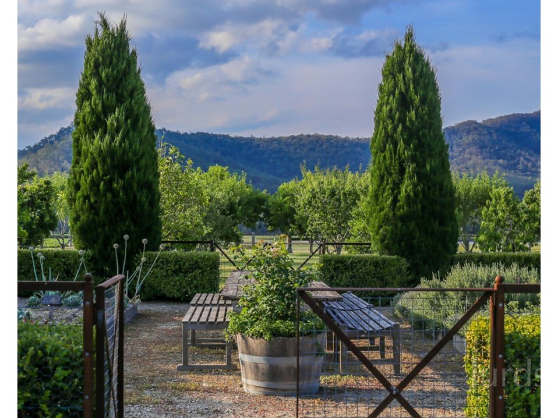 712 Wollombi Road, Broke NSW 2330