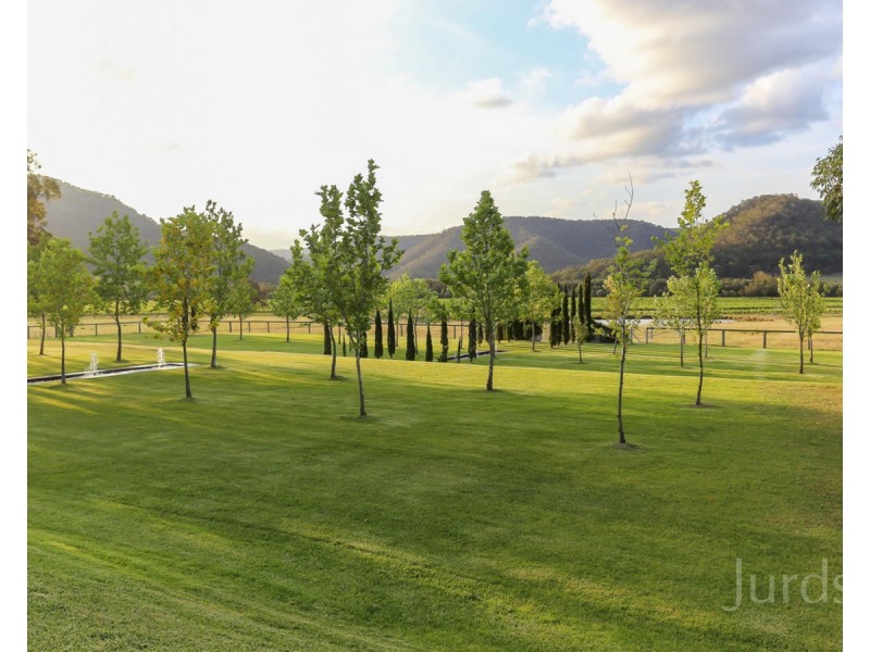 712 Wollombi Road, Broke NSW 2330