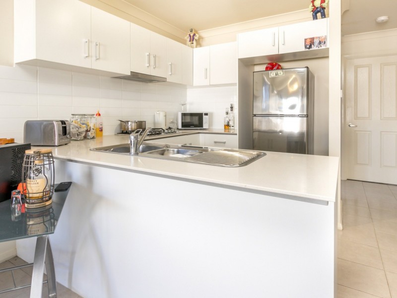 2/1 George Street, Cessnock NSW 2325