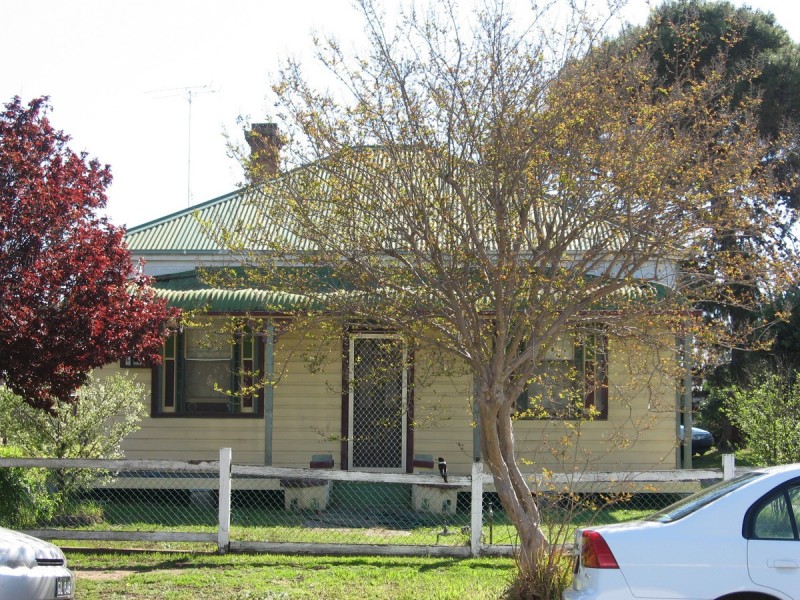 32 Charlton Street, Cessnock NSW 2325