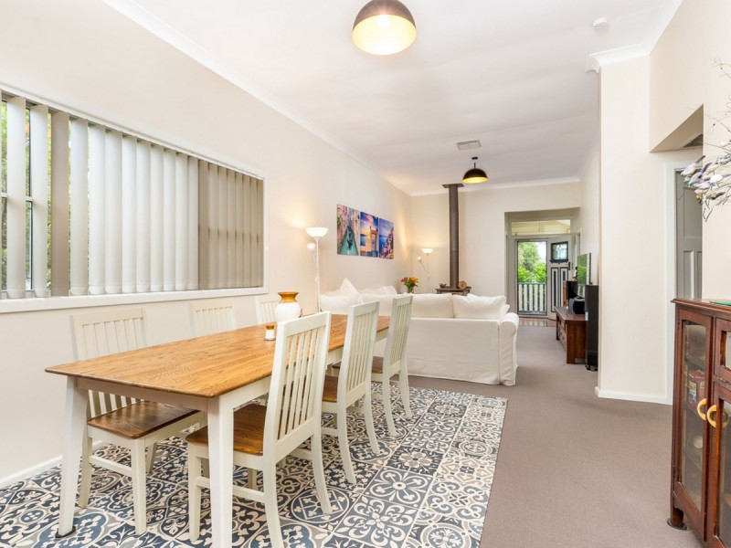 6 Boomerang Street, Cessnock NSW 2325