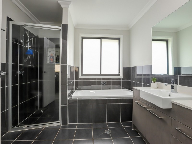 35 John Street, Ellalong NSW 2325