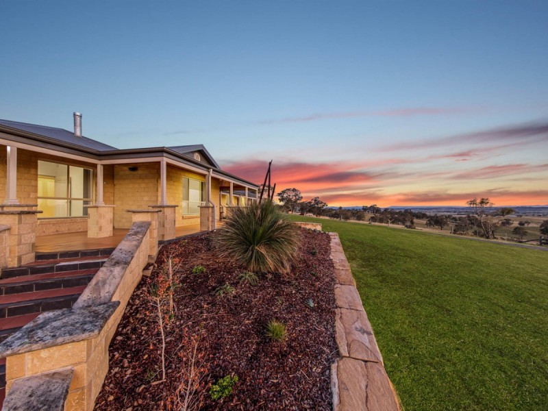 836 Luskintyre Road, Luskintyre NSW 2321