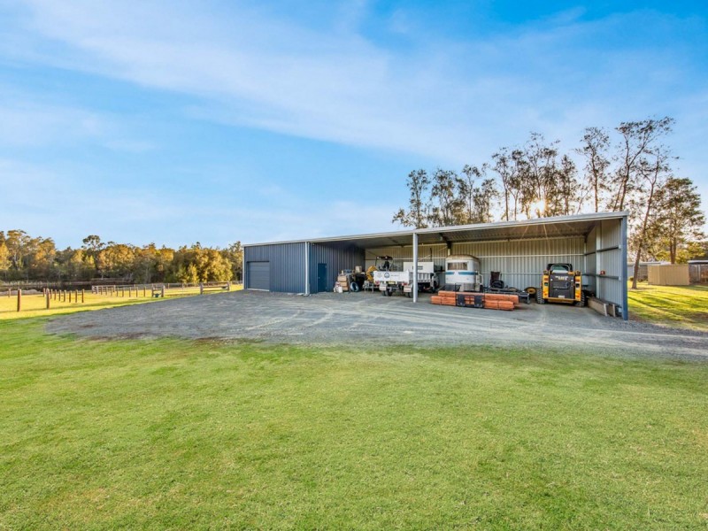 77 Wilderness Road, Lovedale NSW 2325