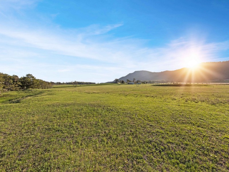 125 Adams Peak Road, Broke NSW 2330