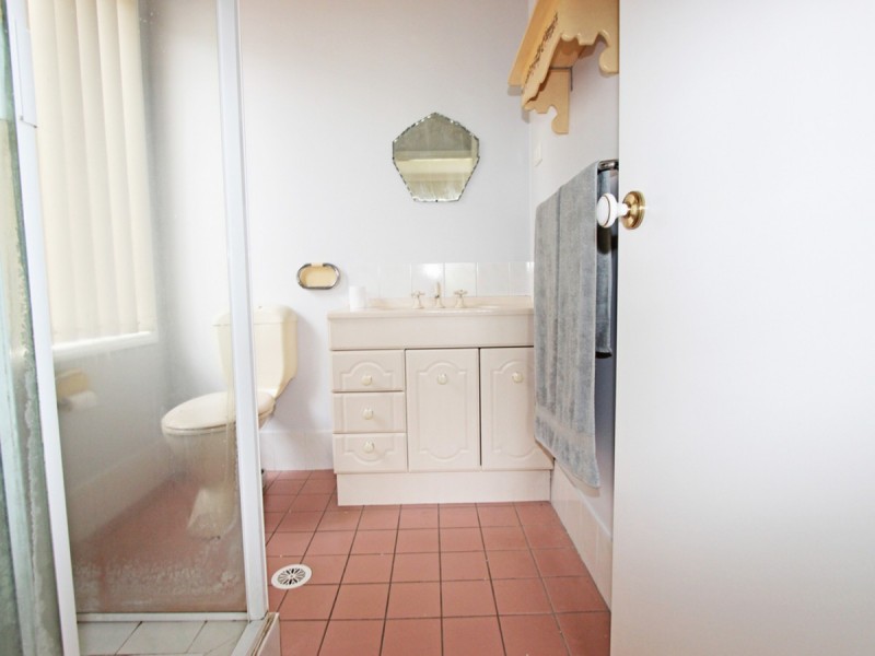 4 Edgeworth Street, Cessnock NSW 2325