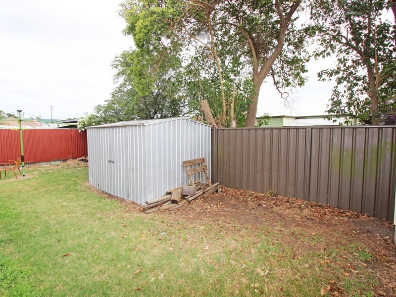 4 Edgeworth Street, Cessnock NSW 2325