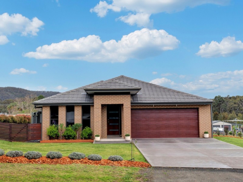 71 Davis Street, Millfield NSW 2325