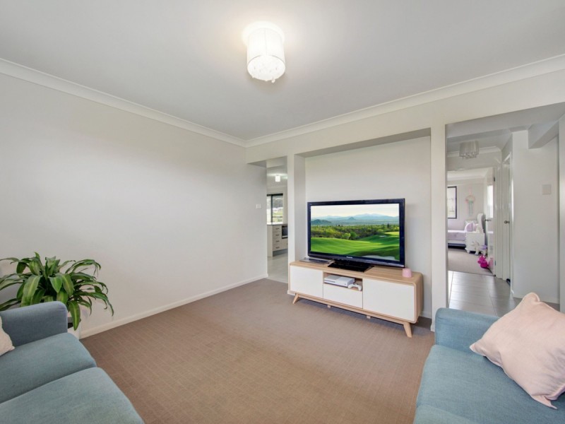 71 Davis Street, Millfield NSW 2325