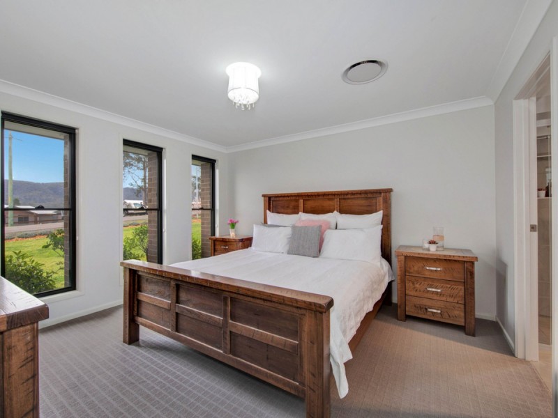 71 Davis Street, Millfield NSW 2325