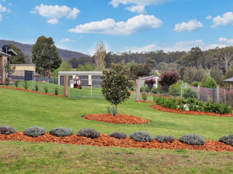 71 Davis Street, Millfield NSW 2325