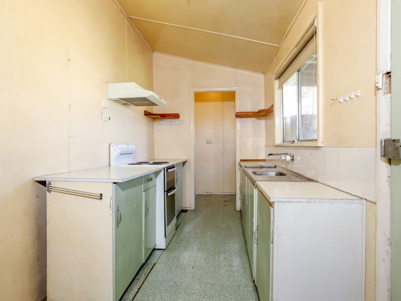 32 Charlton Street, Cessnock NSW 2325
